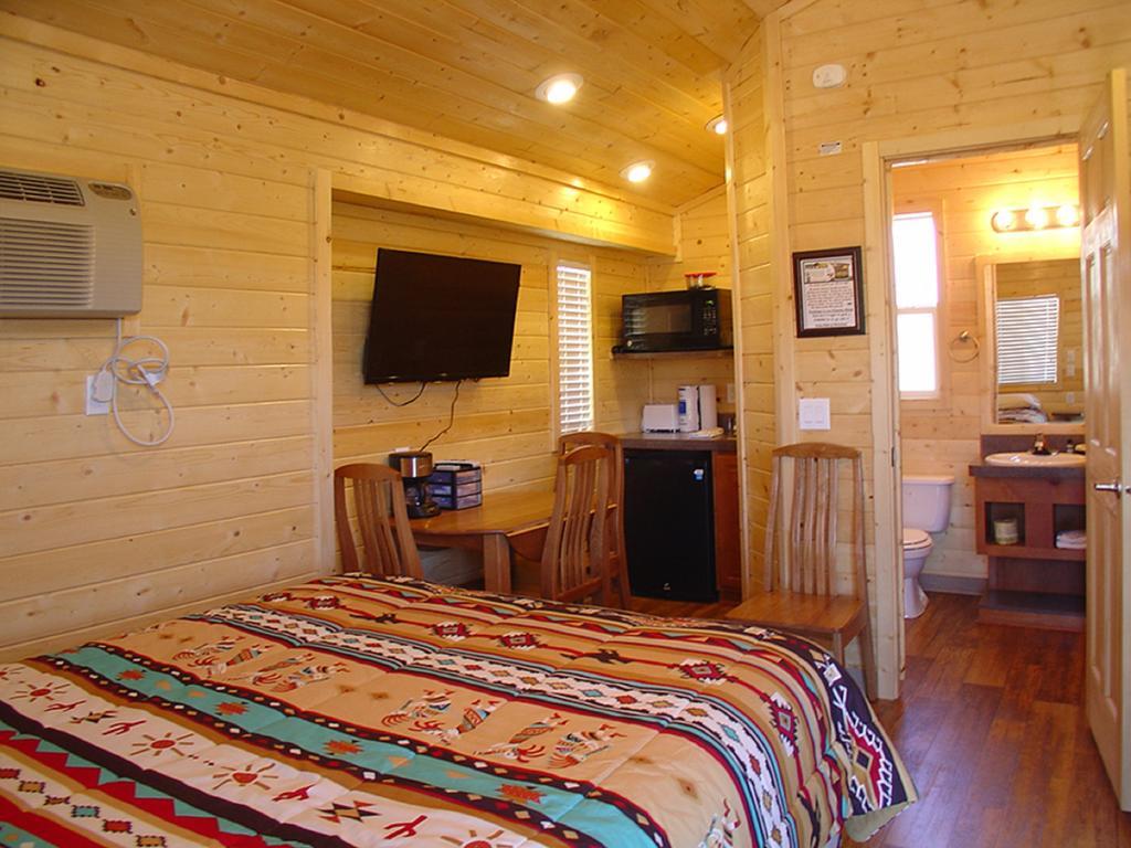 Verde Valley Studio Cabin 1 Коттонвуд Екстер'єр фото